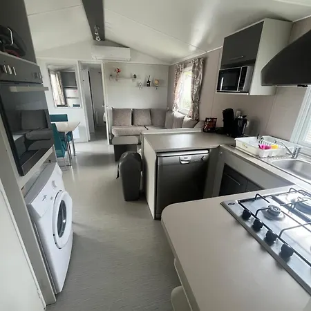 Mobil Spacieux 6-8 Pers, 4 Etoiles, La Carabasse Campsite Vias